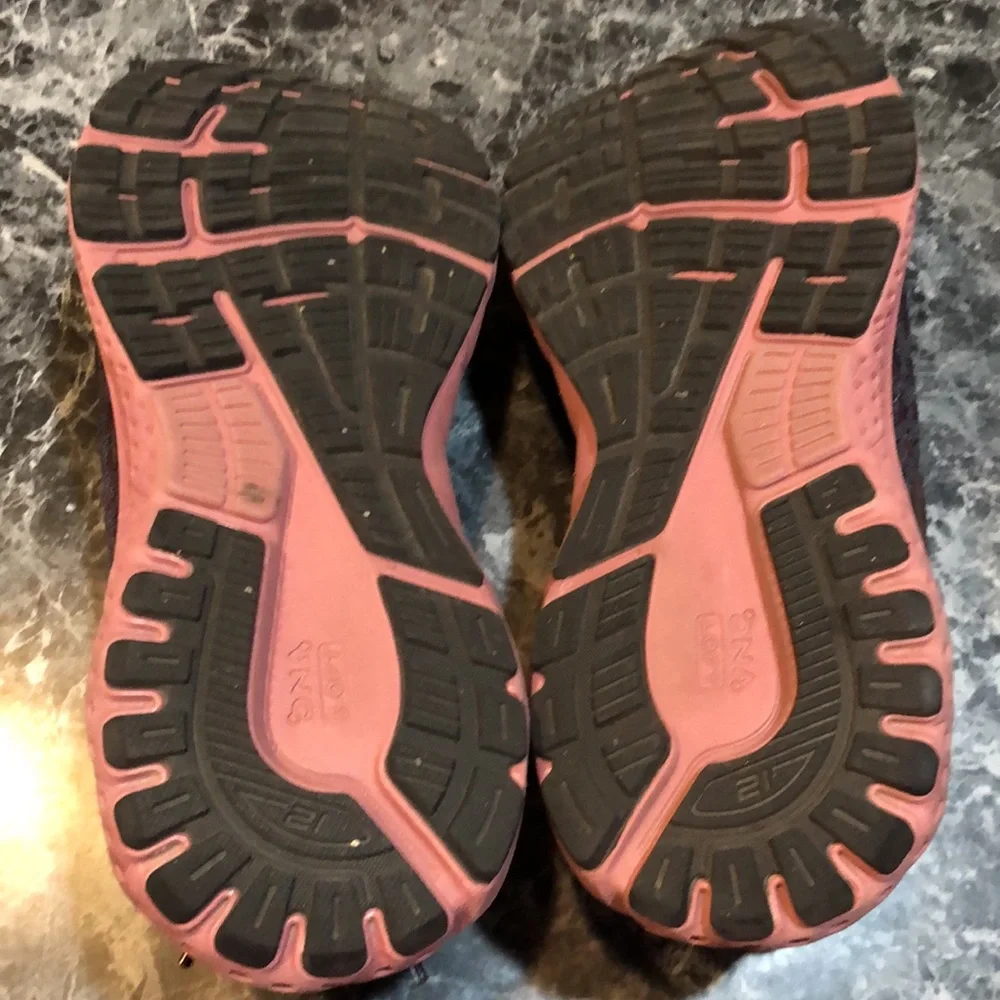 Ladies Brooks Adrenaline 21 Shoe Sz 7 - Picture 6 of 9